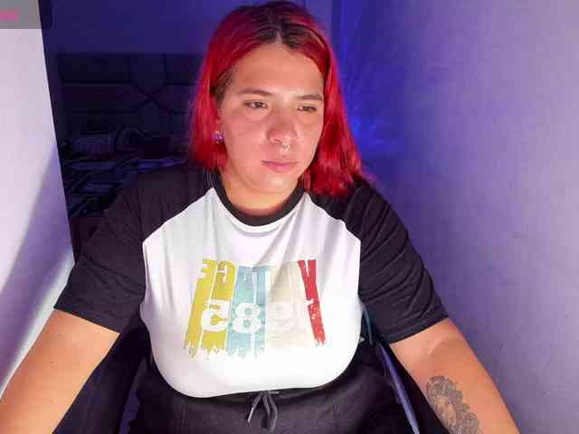 Karlathompson webcam