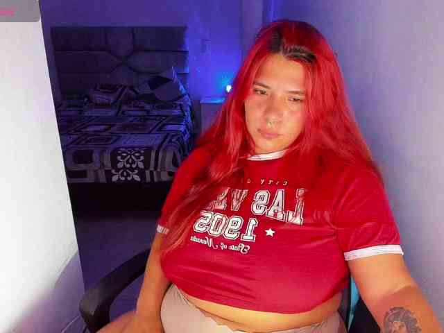 Karlathompson webcam