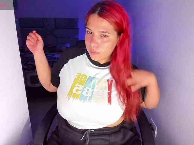 Karlathompson webcam
