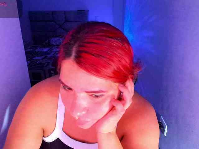 Karlathompson webcam