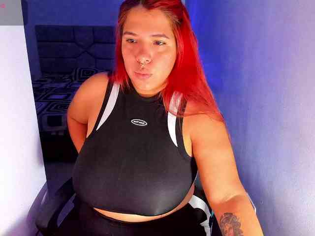 Karlathompson webcam