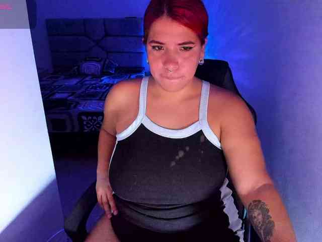 Karlathompson webcam