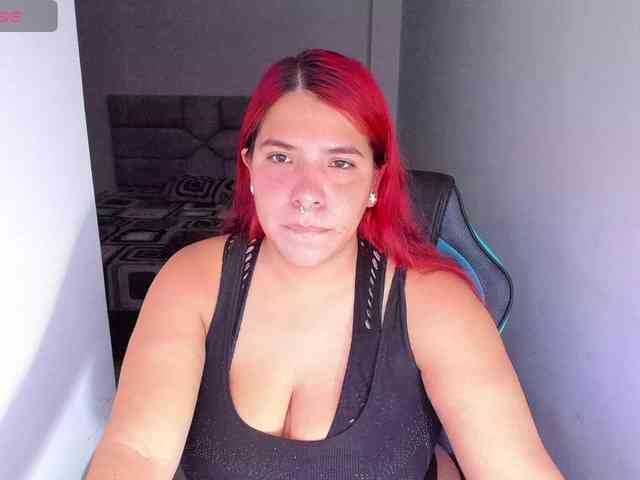 Karlathompson webcam