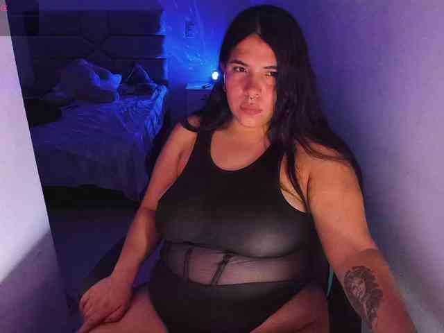 Karlathompson webcam