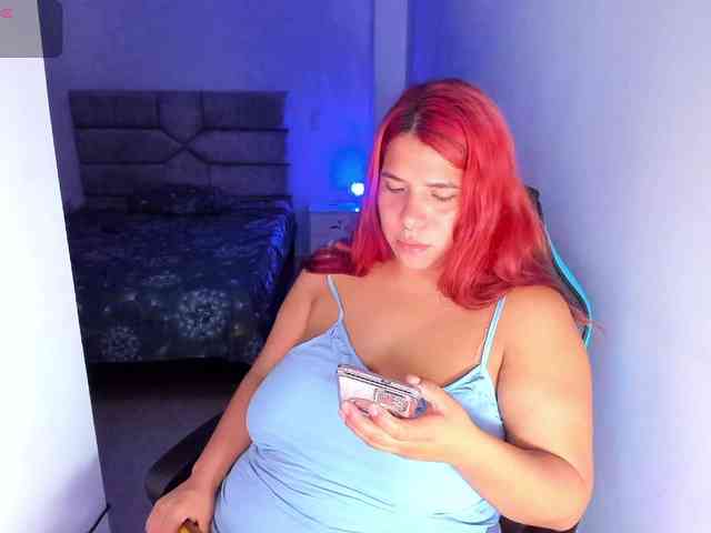 Karlathompson Live Webcam on BongaCams
