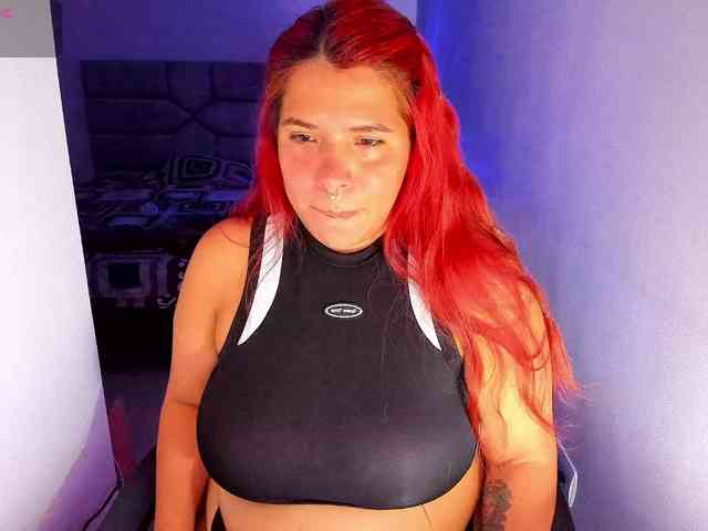 Karlathompson webcam