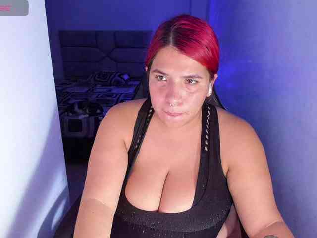Karlathompson webcam