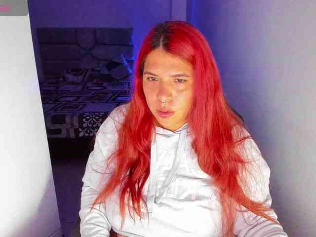 Karlathompson webcam