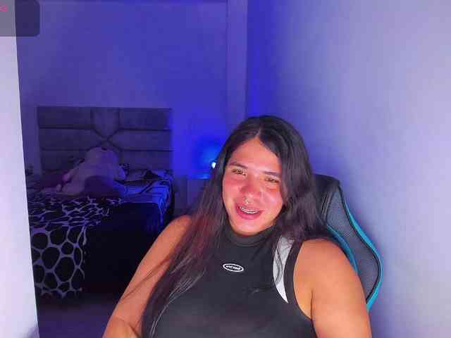Karlathompson webcam