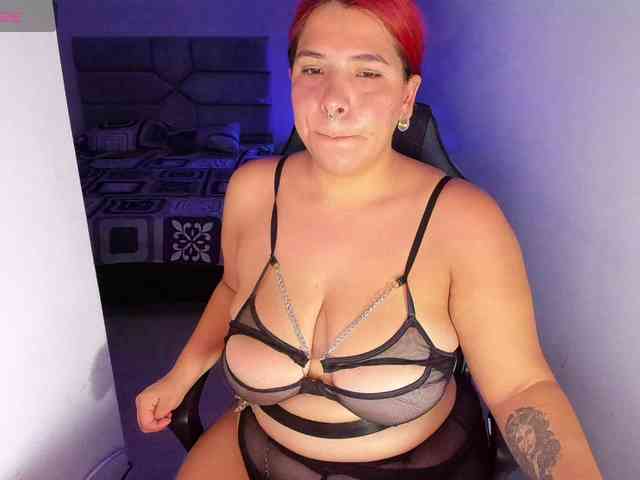 Karlathompson webcam