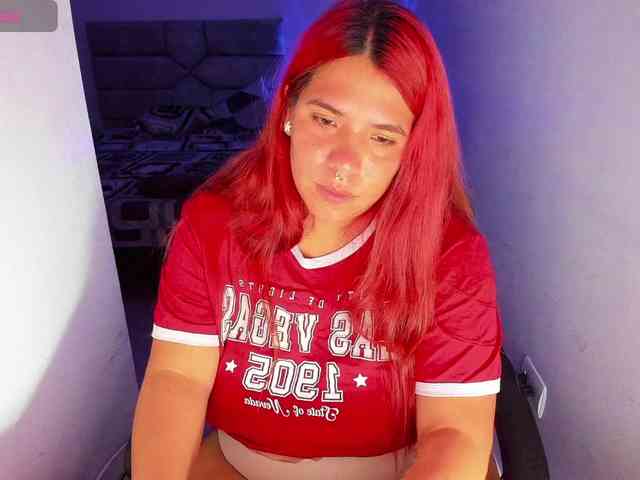 Karlathompson webcam