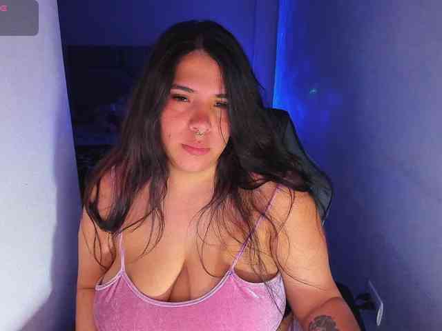 Karlathompson webcam