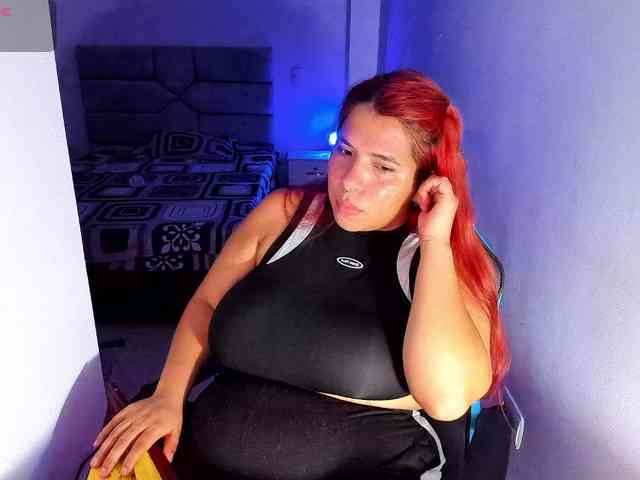 Karlathompson webcam