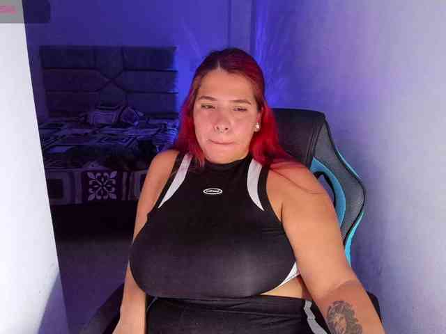 Karlathompson webcam