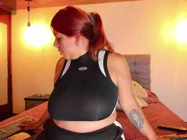 Karlathompson webcam