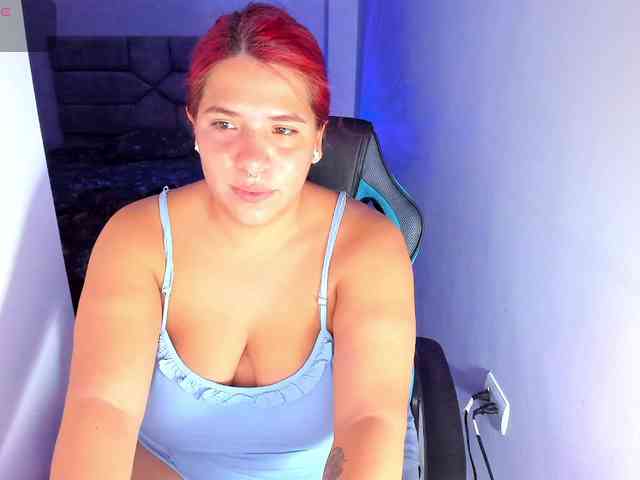 Karlathompson Live Webcam on BongaCams