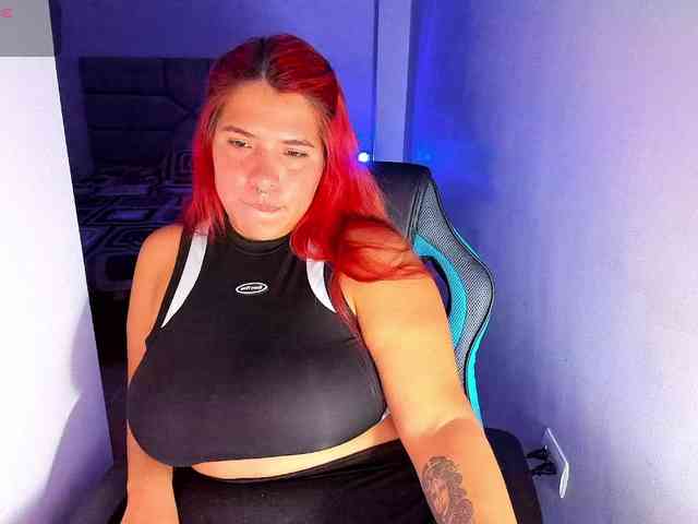 Karlathompson webcam