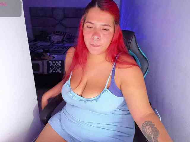 Karlathompson webcam