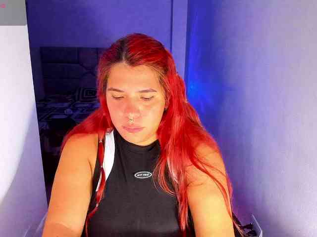 Karlathompson webcam