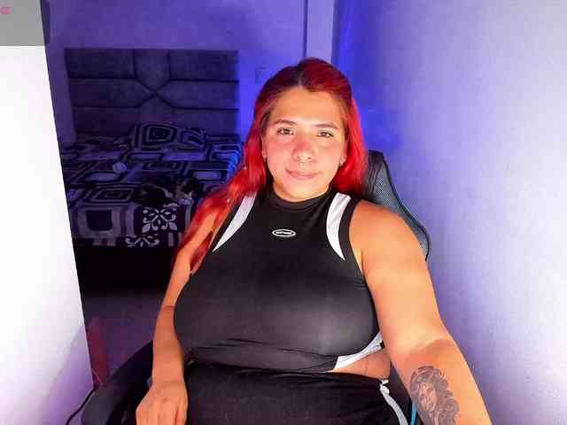Karlathompson webcam