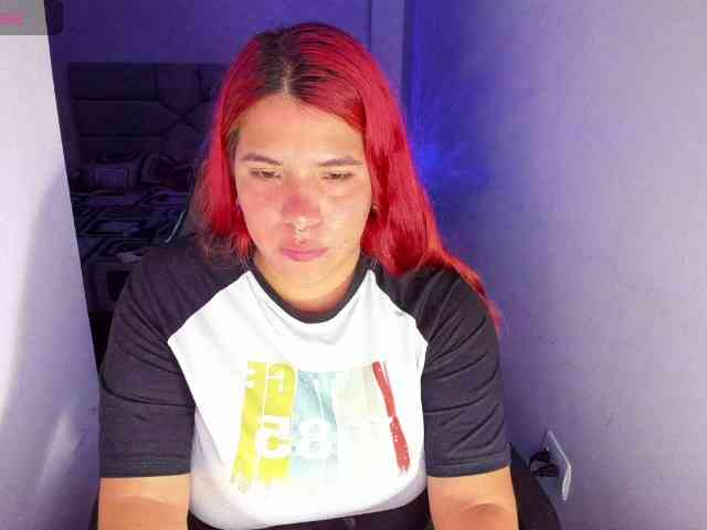 Karlathompson webcam
