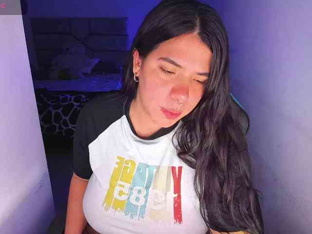 Karlathompson - Girl 