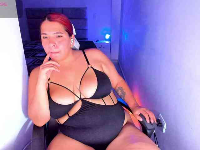 Karlathompson webcam