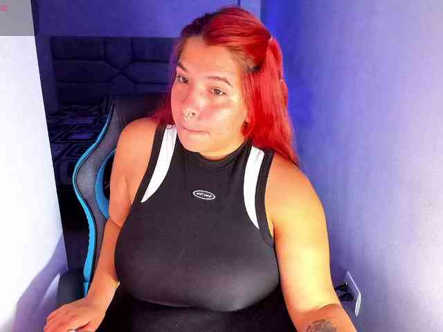 Karlathompson webcam