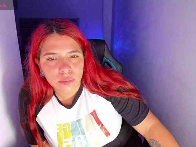 Karlathompson webcam