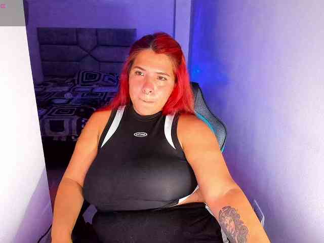 Karlathompson webcam