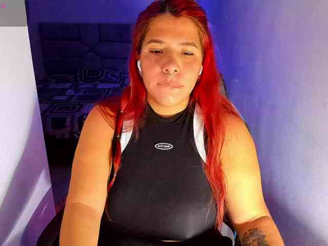 Karlathompson webcam