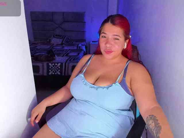 Karlathompson webcam