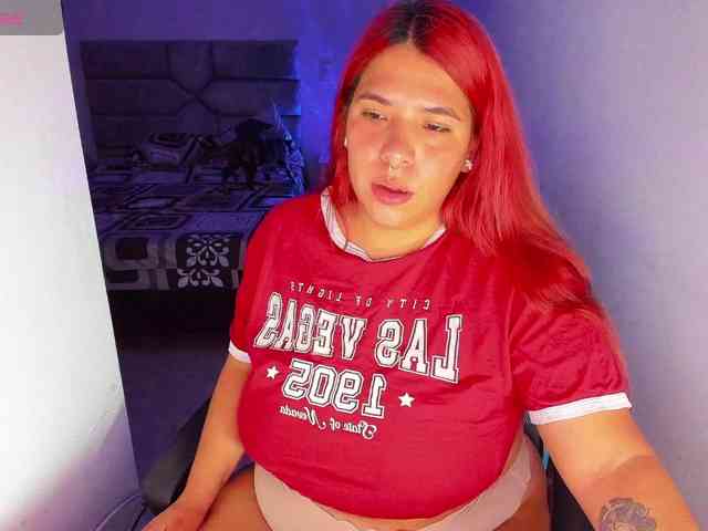 Karlathompson webcam