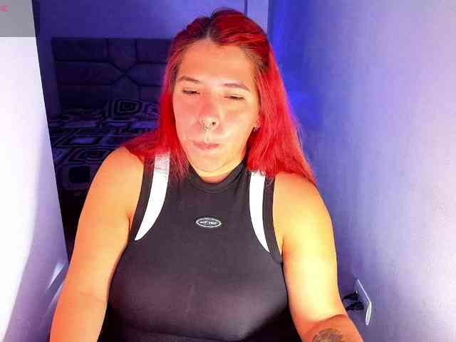 Karlathompson webcam