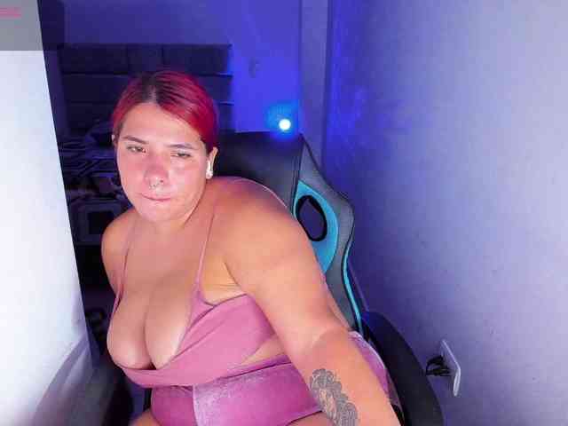 Karlathompson webcam