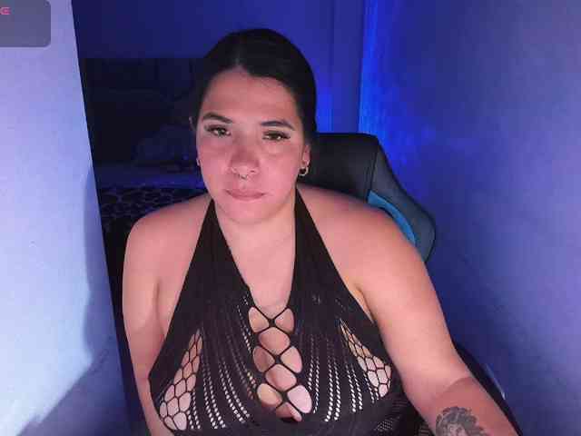 Karlathompson webcam