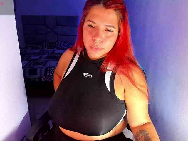 Karlathompson webcam
