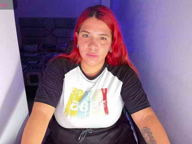 Karlathompson webcam