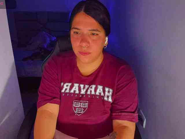 Karlathompson webcam