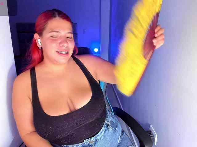 Karlathompson webcam