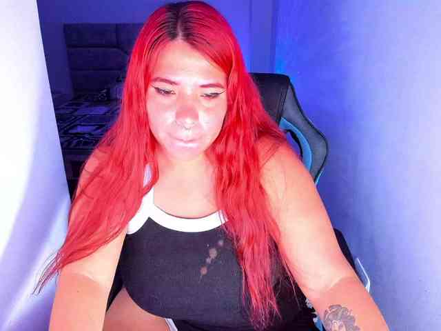 Karlathompson webcam