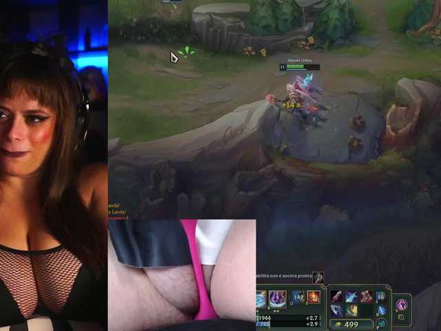 sharonurb3x live cam on BongaCams