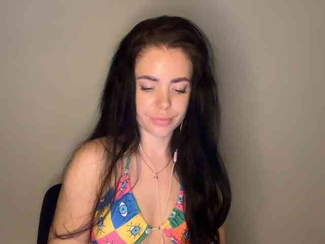 NicoleHotBody webcam