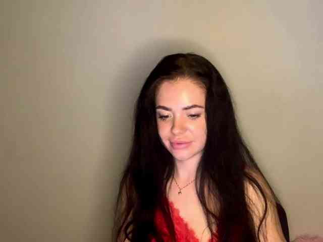 Model: NicoleHotBody