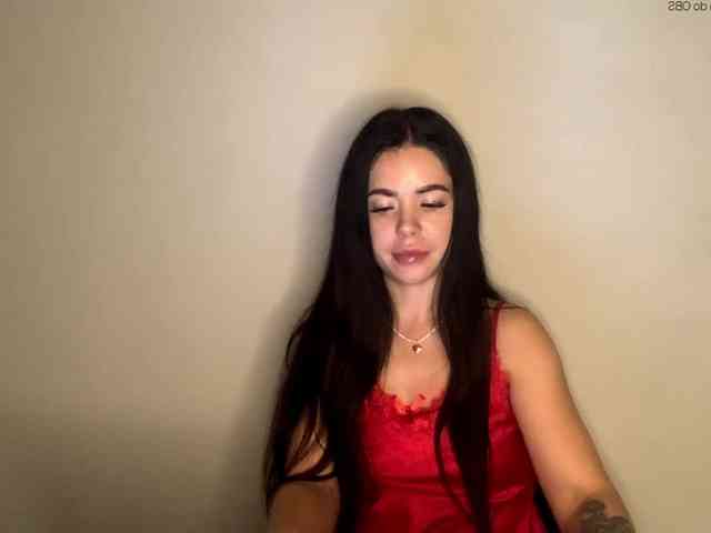 NicoleHotBody webcam