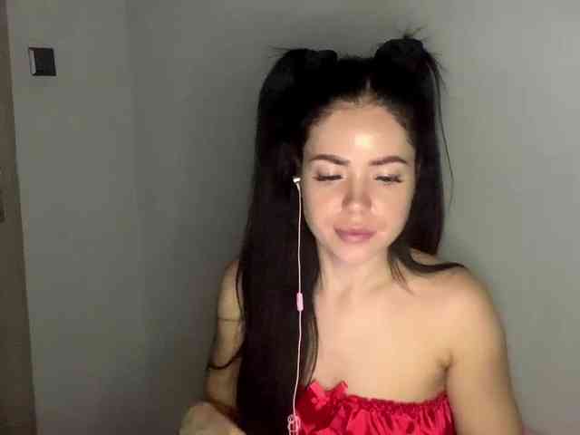 NicoleHotBody webcam