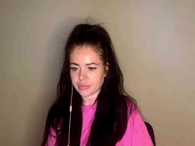 NicoleHotBody webcam