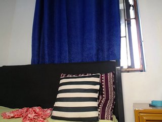 Oliviablue's Live Webcam