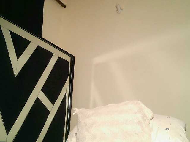 Oliviablue live cam on BongaCams