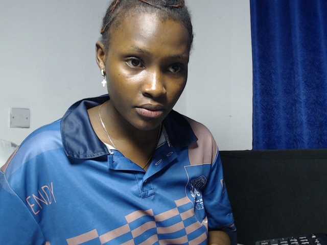 Oliviablue live cam on BongaCams